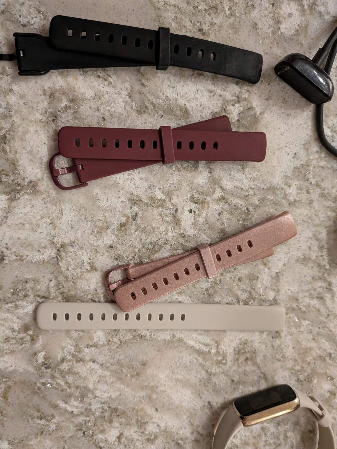 Fitbit Luxe and Accessories - photo 5