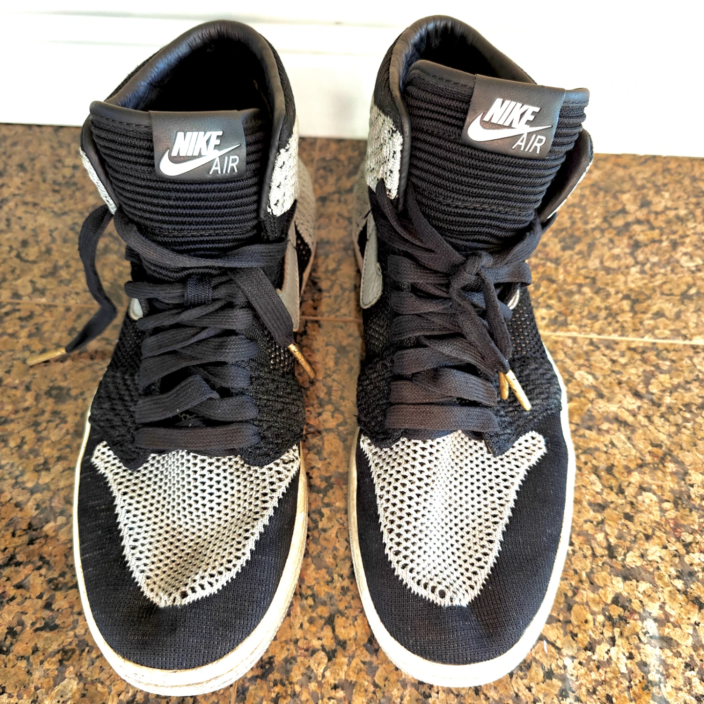Nike Air Jordan 1 Retro High Flyknit Sneakers Size 9 US - photo 2