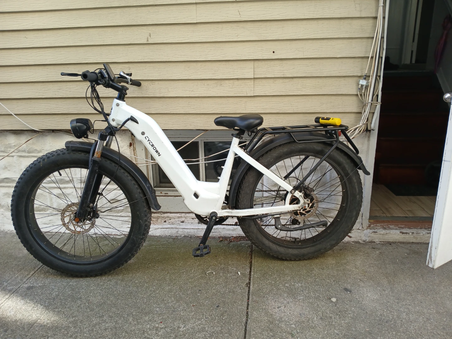 CYCROWN Electric Bike - White - photo 2