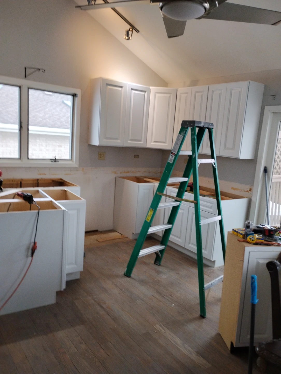 Hardwood flooring - photo 5
