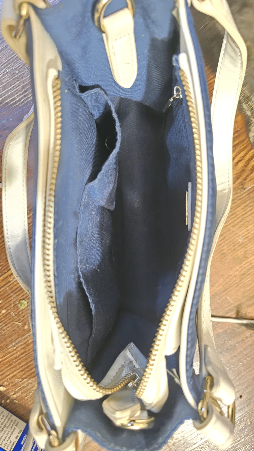 Guess Los Angeles Crossbody Bag - photo 5