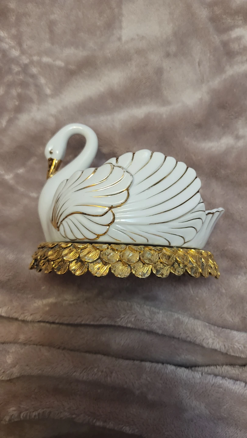 Vintage Swan Decorative Soap Dish