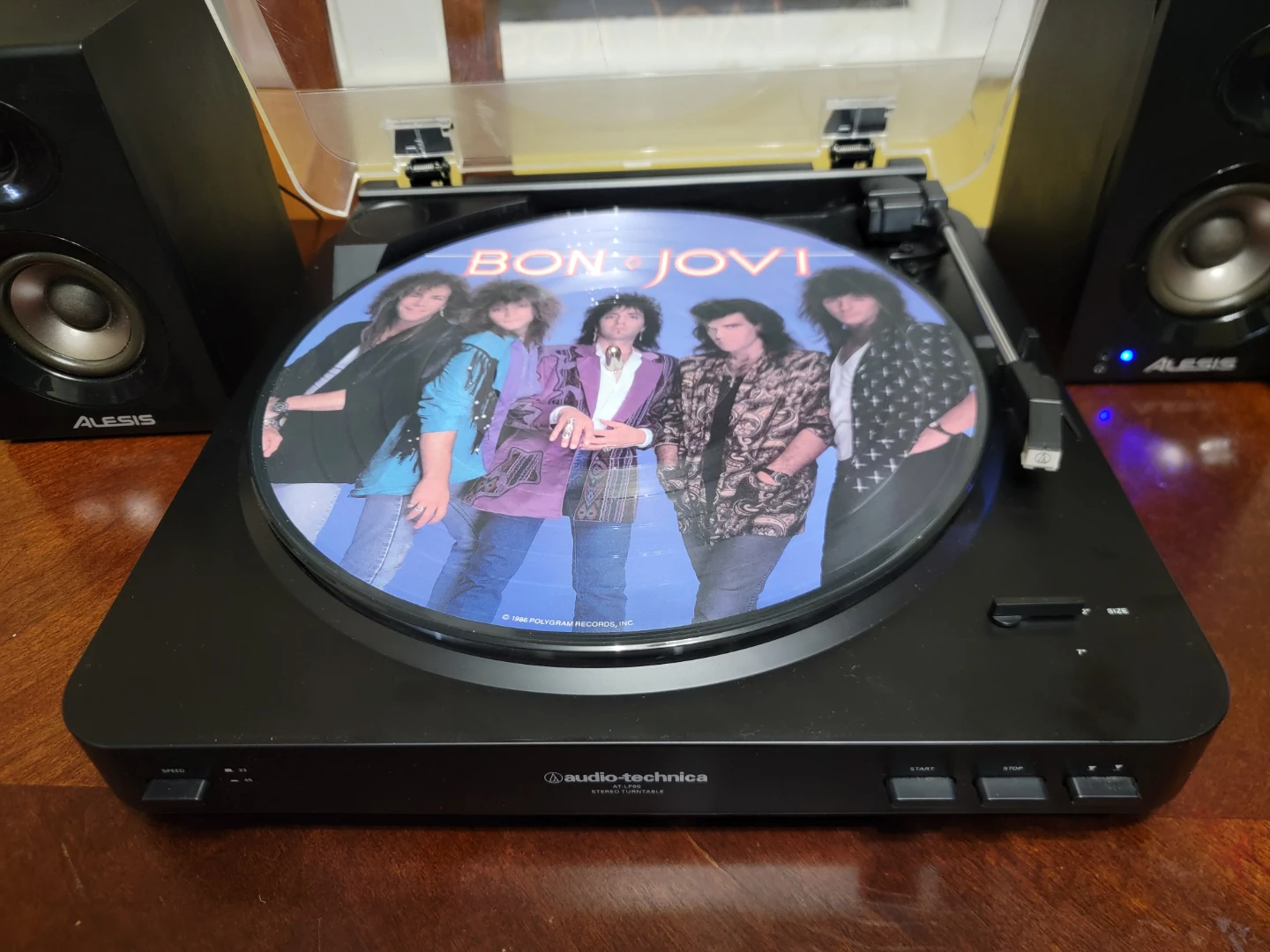 Audio Technica AT-LP60 Turntable - photo 5