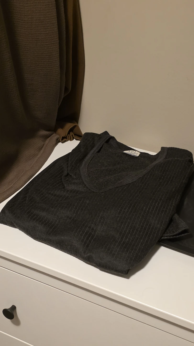 Ribbed Black base layer