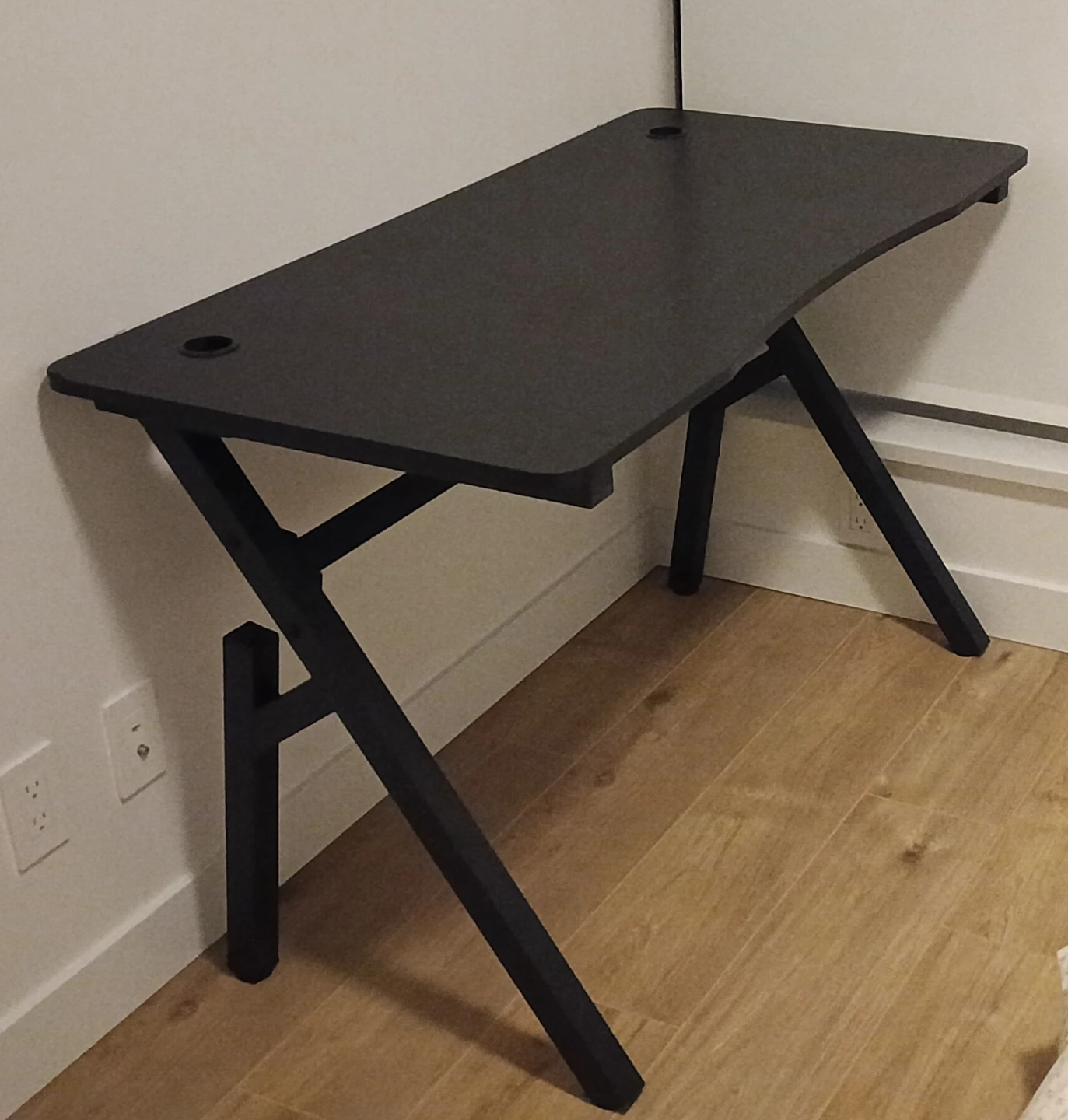 Excellent desk
