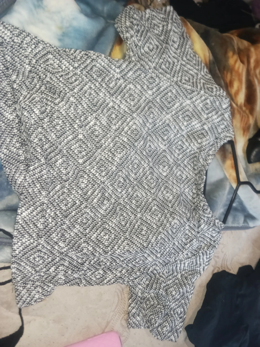 Assorted Women's Tops - photo 3