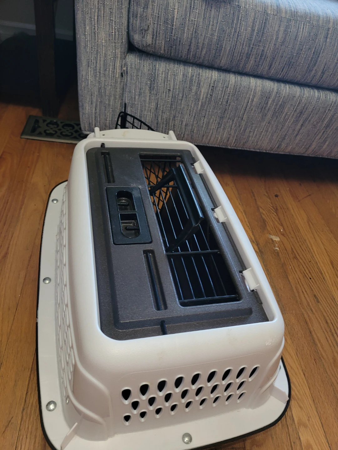Pet Carrier Kennel - Black & White - photo 3