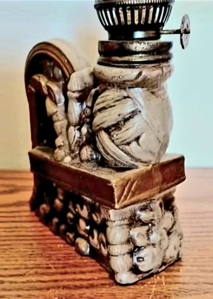 Unique Hand Painted Spin Wheel Oil Lamp - photo 3