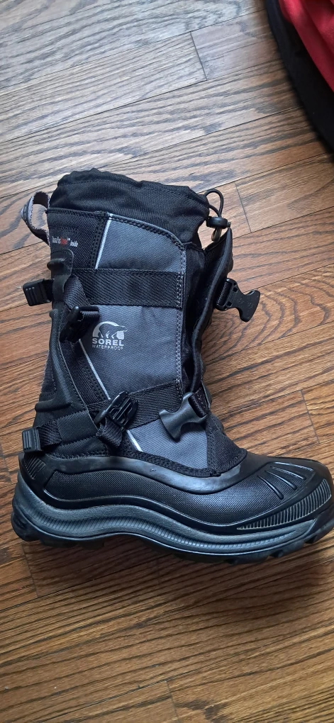 Sorel "Alpha Trac" Waterproof Winter Boots - Women's Size 8