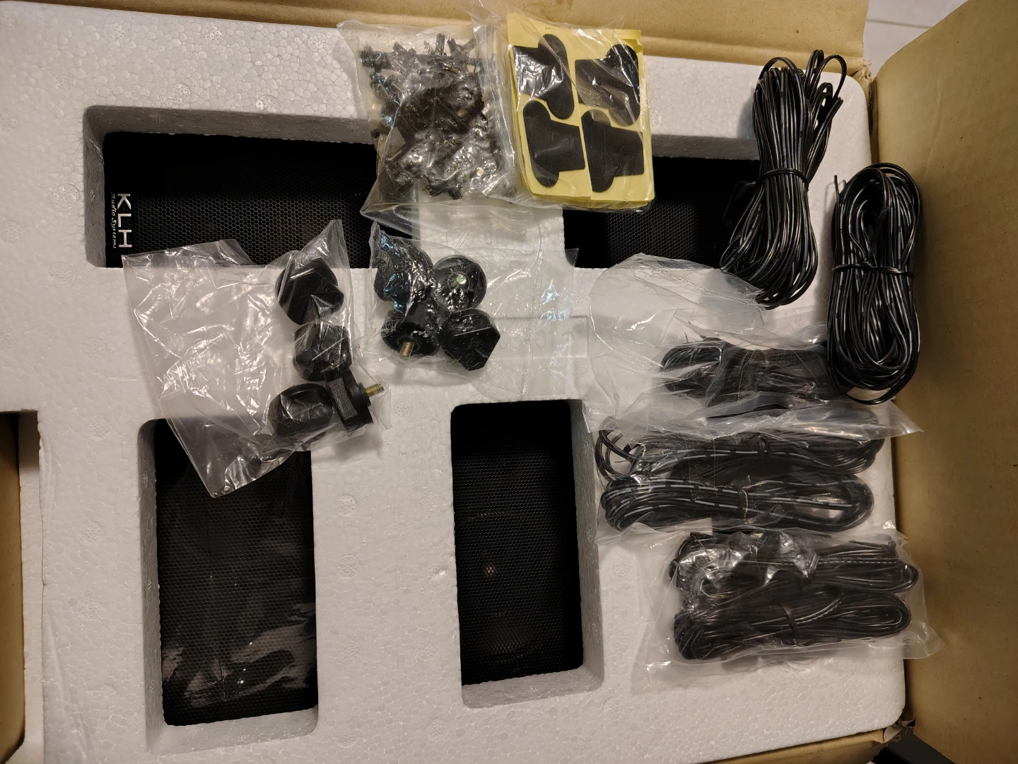 New KLH Audio Systems HTA-9706 5 Speaker Set - photo 3