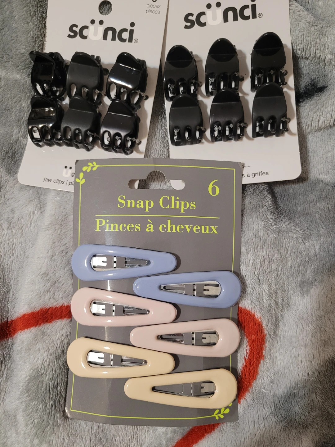 Unused Hair accessories
