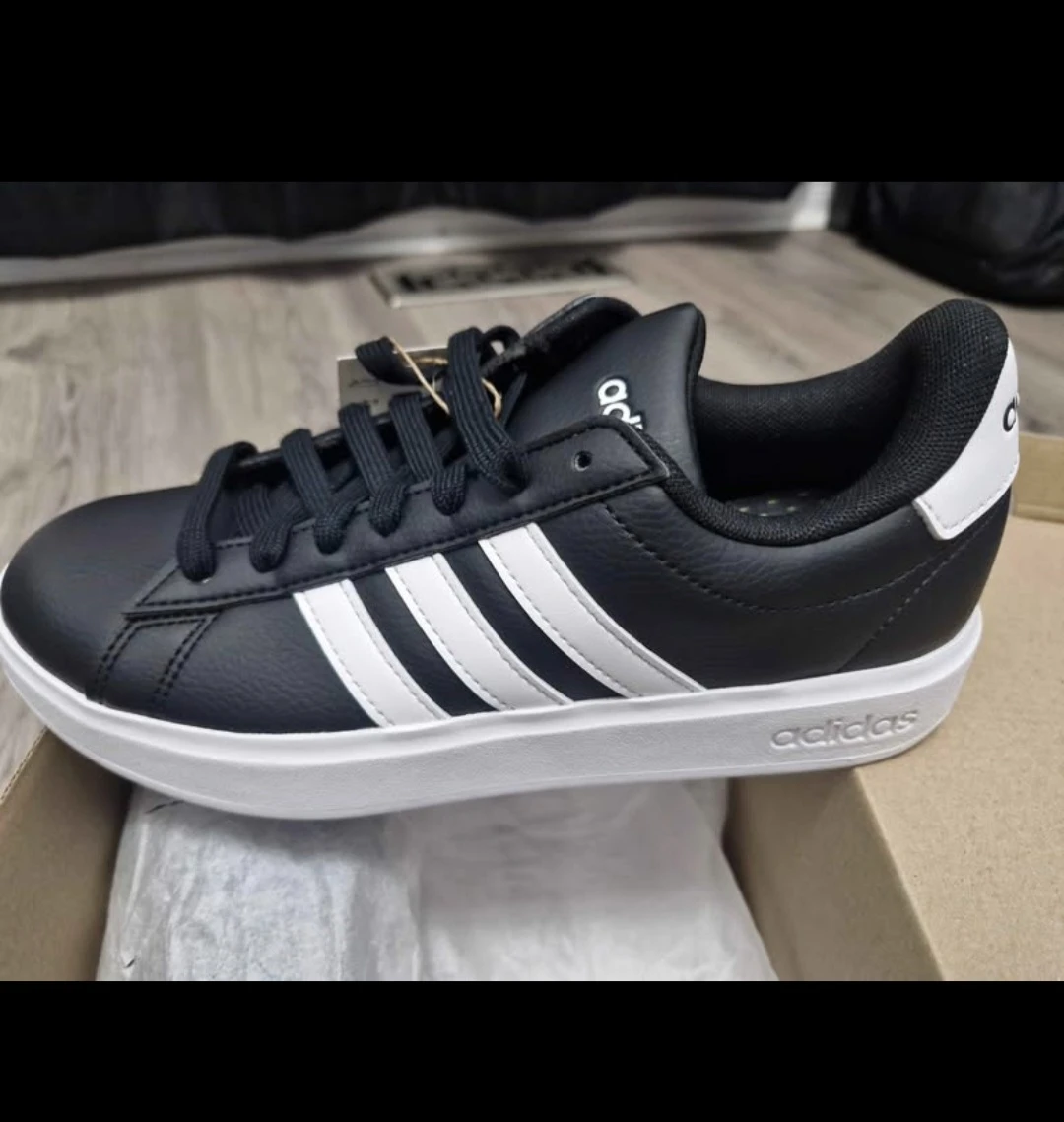 New Adidas Grand Court 2.0 Shoes - US 5.5