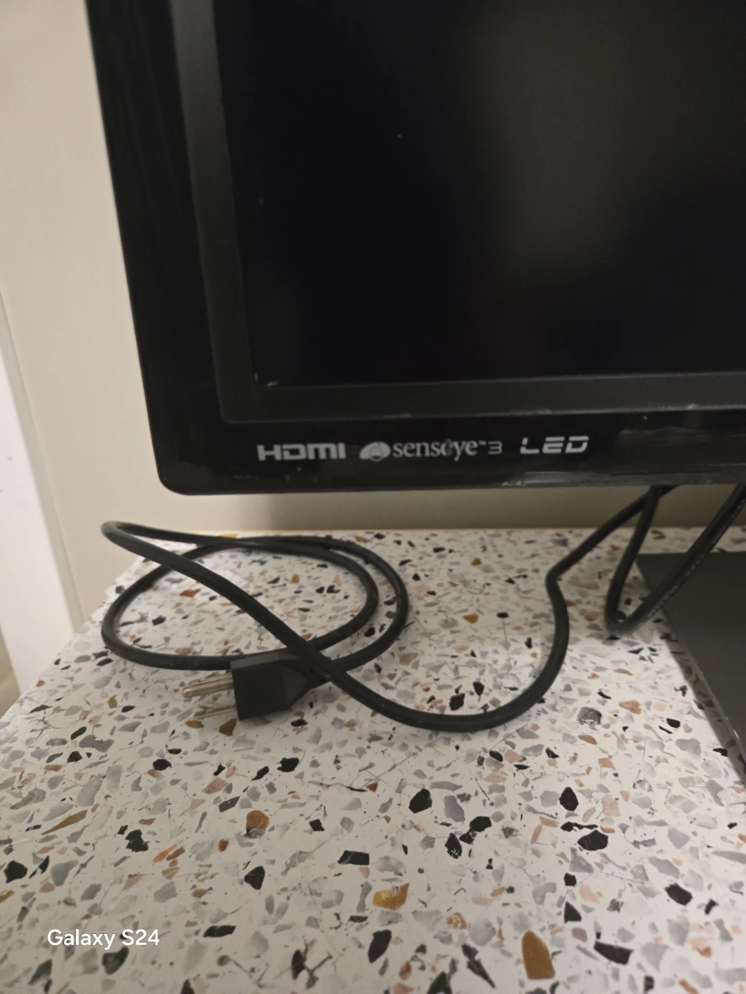 BenQ GL2450-T  LCD monitor. - photo 3