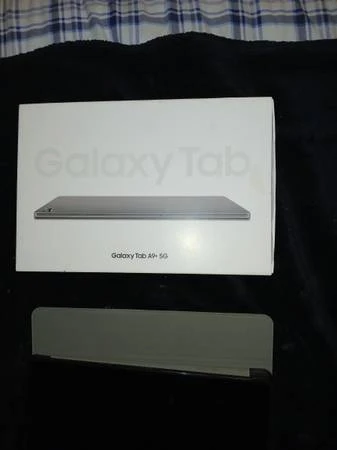 Samsung Galaxy tablet A9+