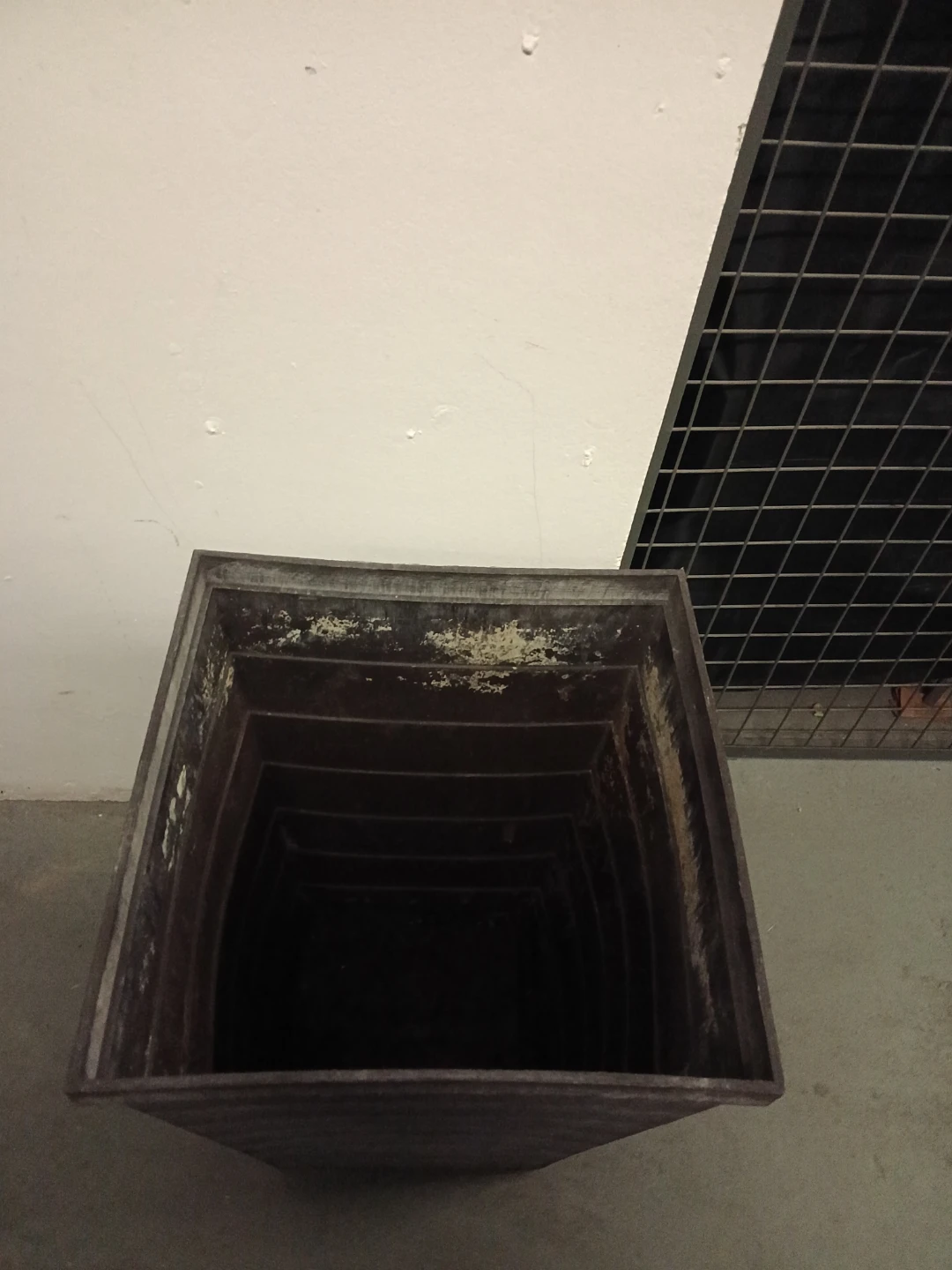 Dark Brown Wood-Look Square Planter