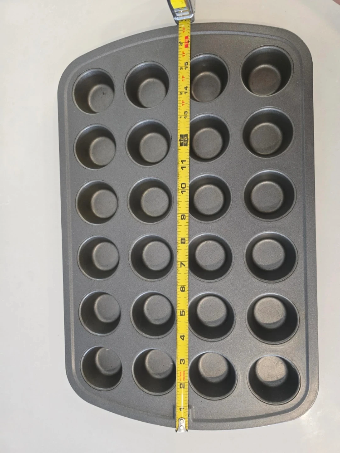24 Cup Mini Muffin Pan - photo 3