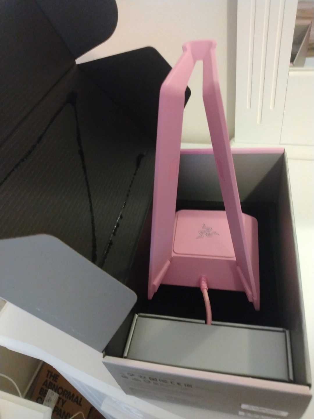 New Razer Chroma Headphone Stand - Quartz Pink - photo 4