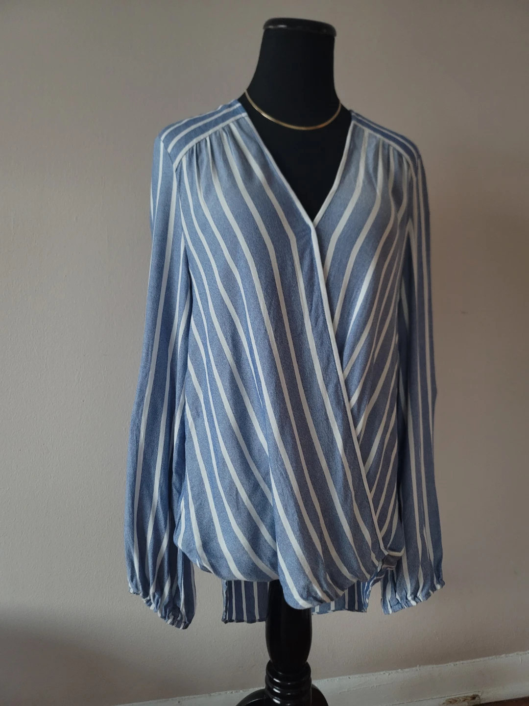 Max Studio Blue White Striped Minimalist Clean Aesthetic Sz L - photo 3