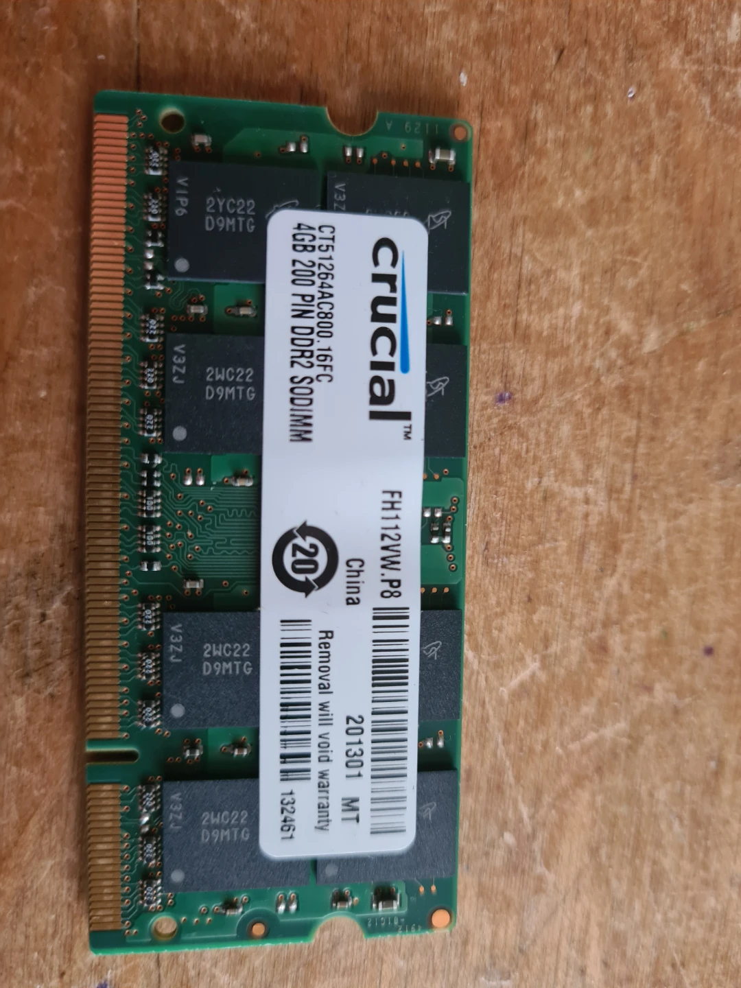 Micron MT16HTF51264HZ-800C1 4GB DDR2 RAM Module