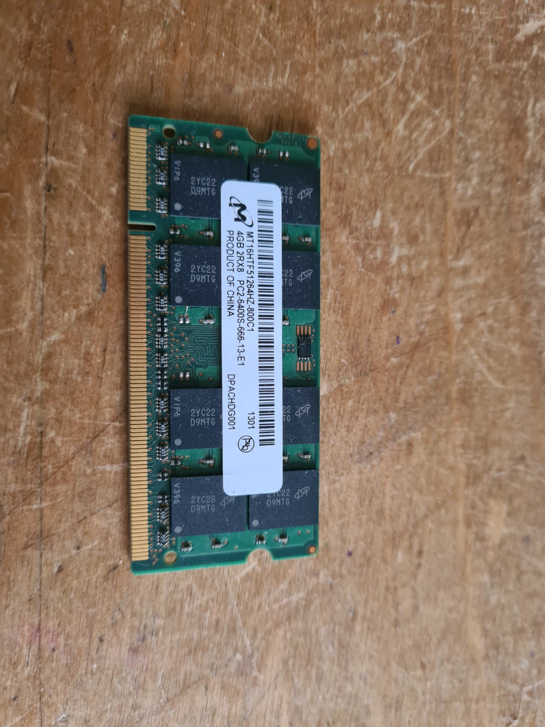 Micron MT16HTF51264HZ-800C1 4GB DDR2 RAM Module - photo 2