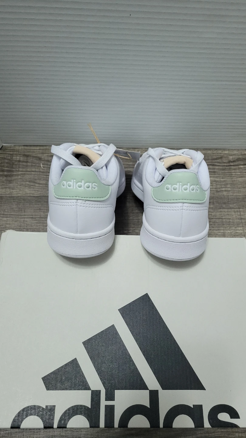 New Adidas Advantage Women's sneakers - Size 5 - photo 2