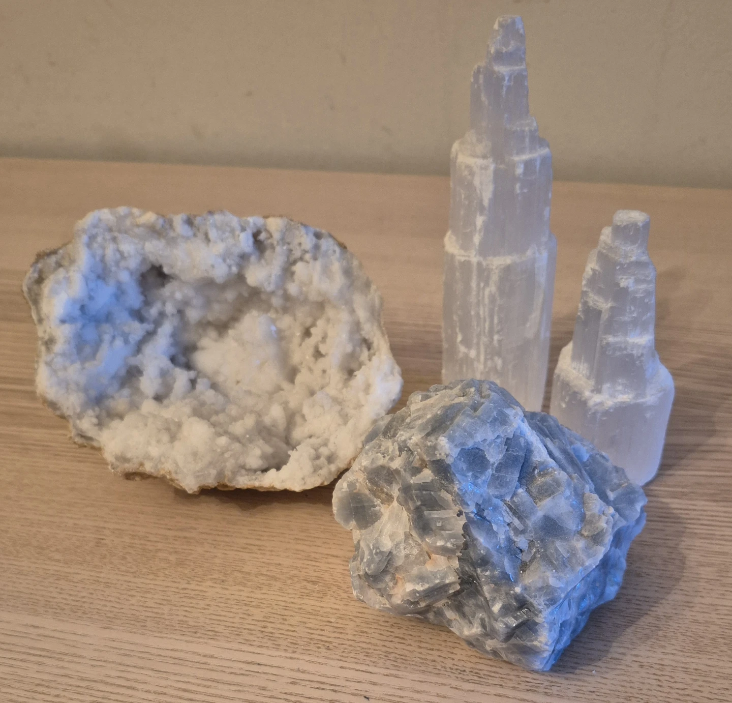 Assorted Raw Crystals: Geode, Selenite Towers