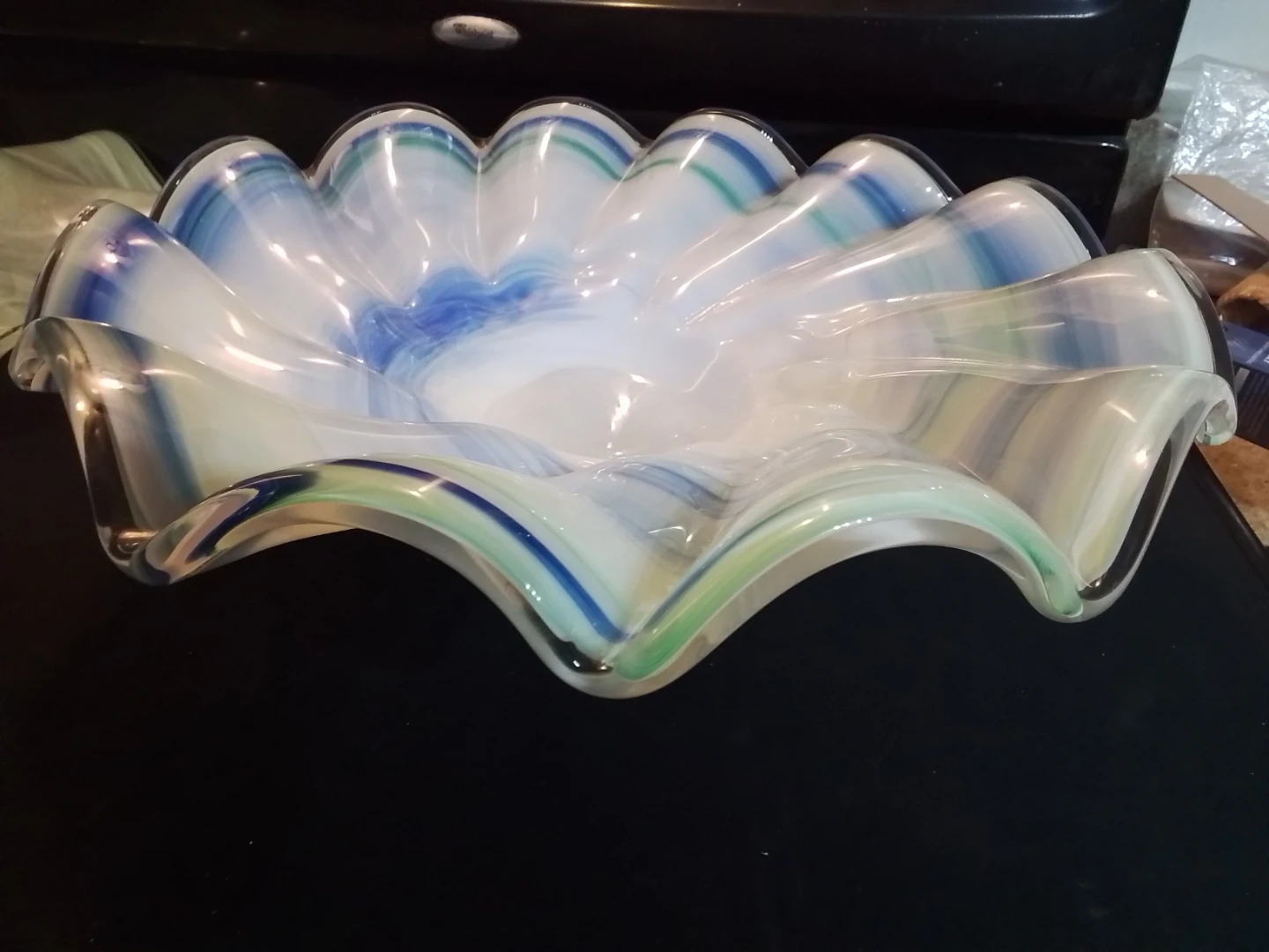 Stunning Vintage Large 1980’s Murano Art Glass Bowl 13x5"