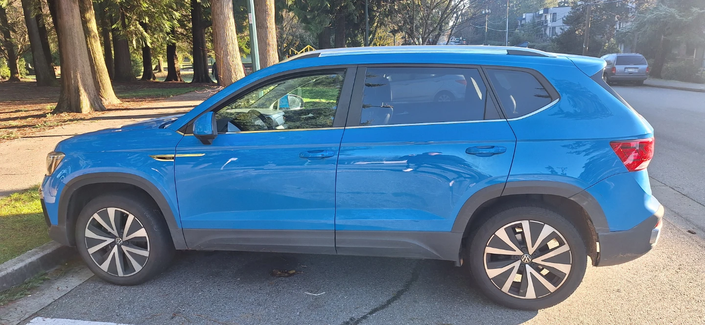 2023 Volkswagen Taos SUV , used car selling - photo 4