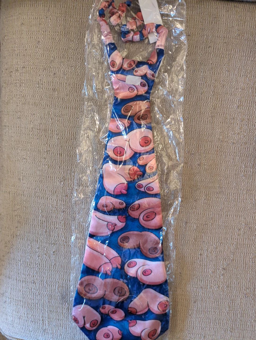 Novelty Boob Print Tie
