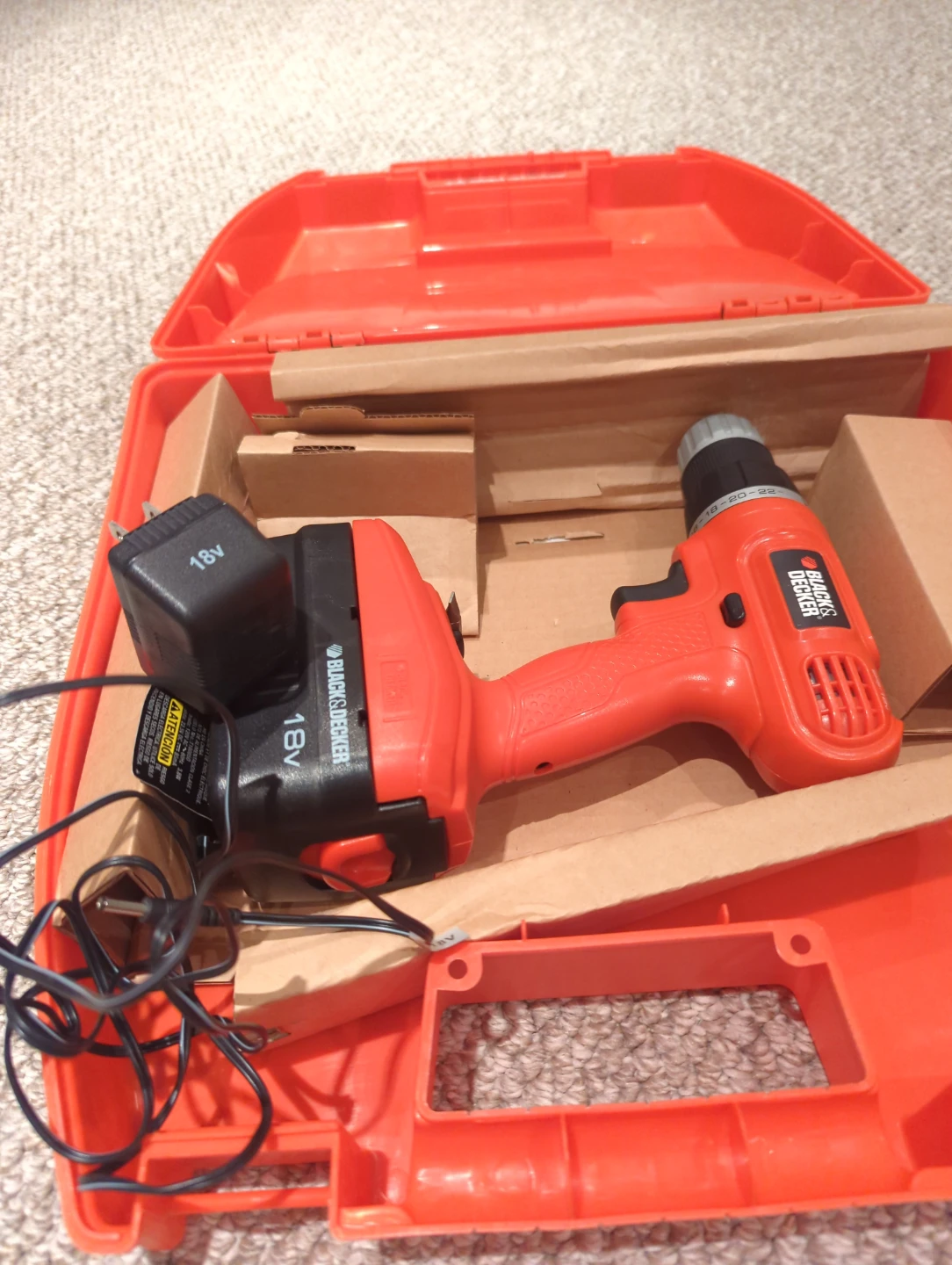 Black & Decker 18V Cordless Drill - photo 5