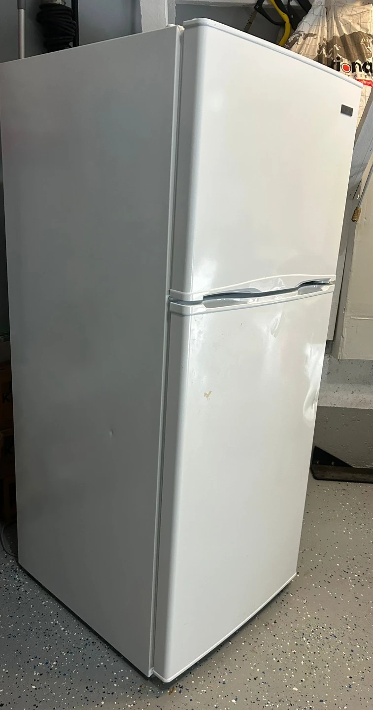 Vissani Refrigerator - White - photo 2