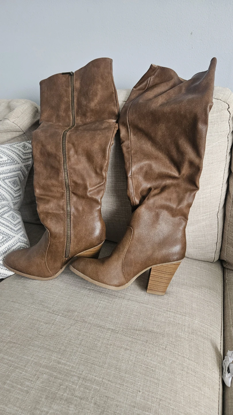 Brown Knee-High Boots Size 8.5