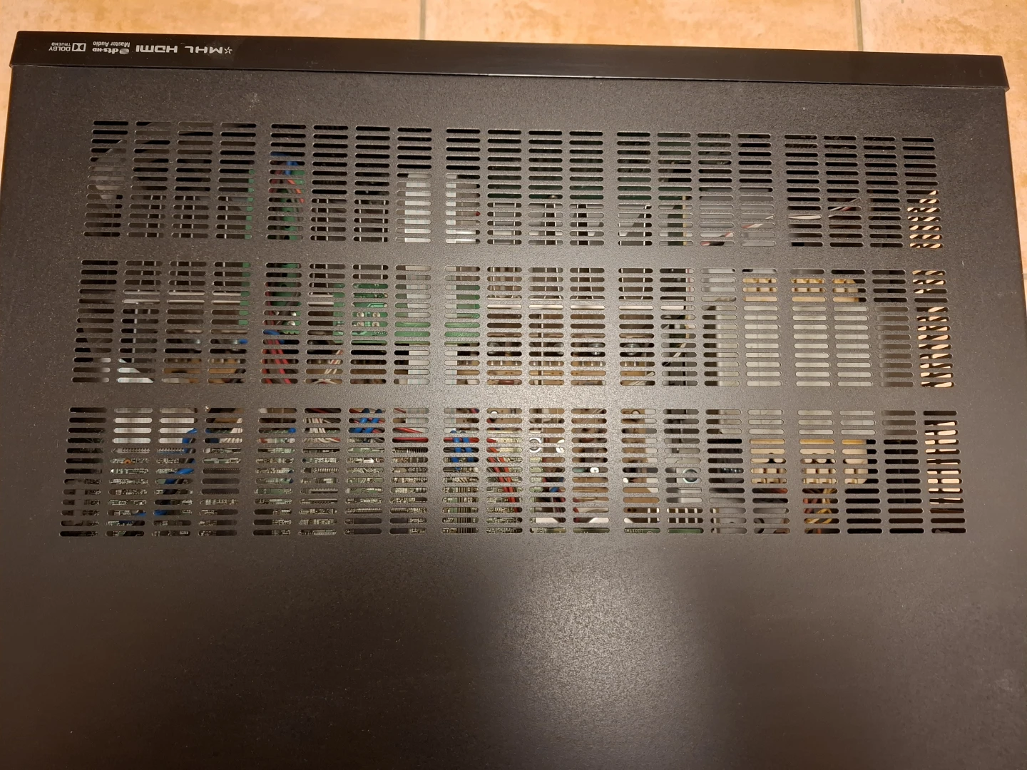 Yamaha RX-V675 AV Receiver - photo 3
