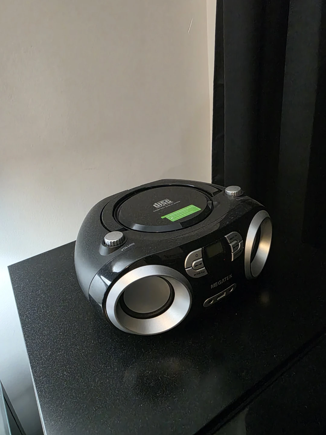 MEGATEK CD Boombox with Radio and USB - photo 2