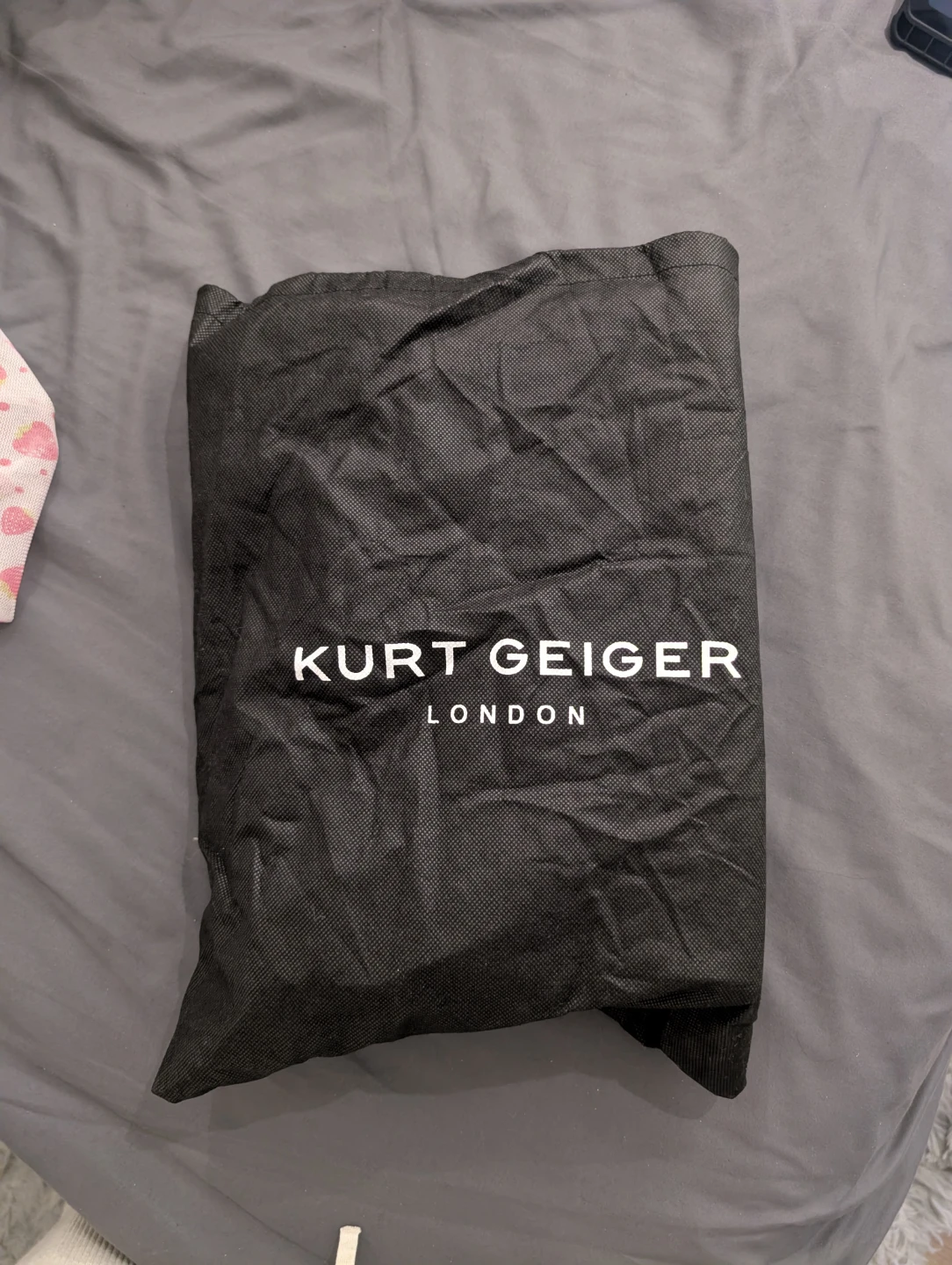 Kurt Geiger London Quilted Leather Shoulder Bag - photo 2