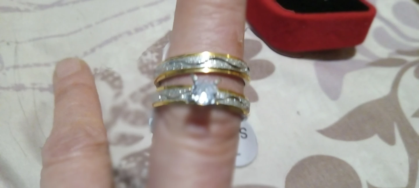 Woman's Wedding Ring Set with CZ Engagement Ring - photo 3