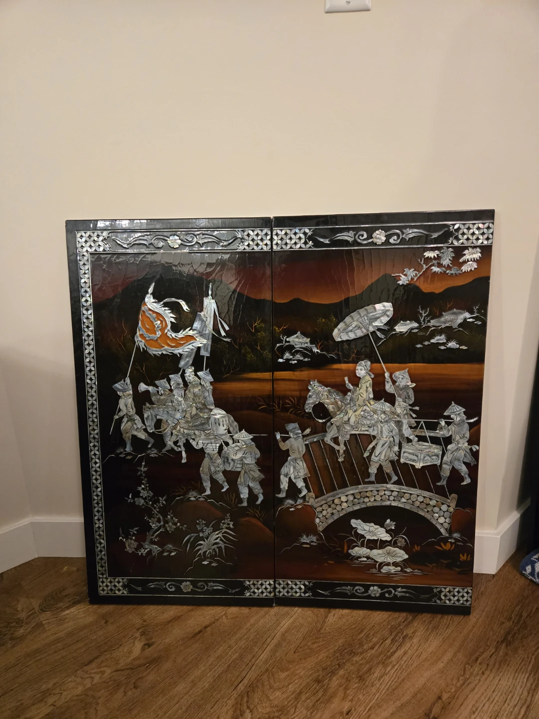 Asian Style Cabinet with Mother of Pearl Inlay ❤️