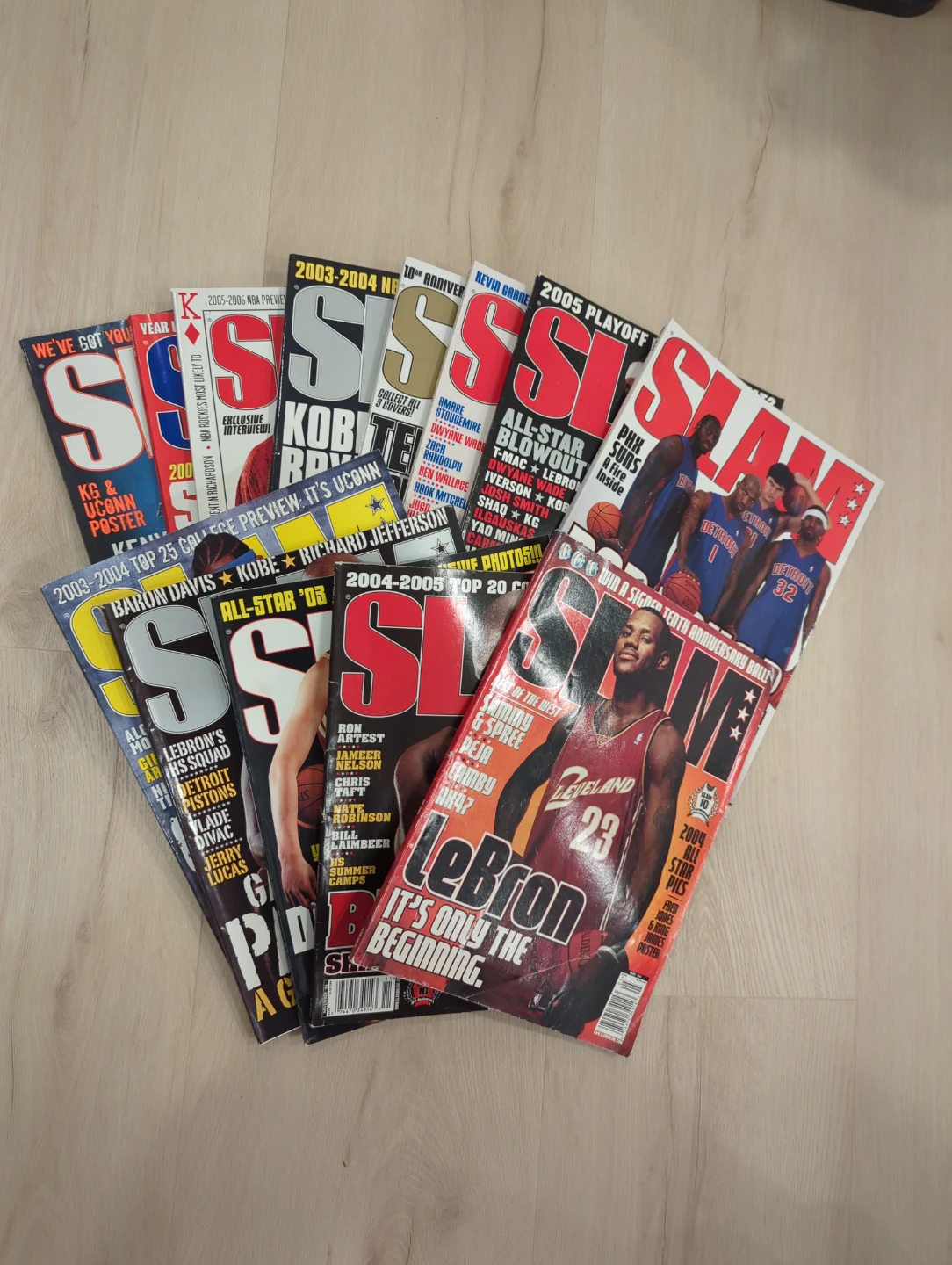 Sports Illustrated & Slam Magazine Lot . 105 magazines