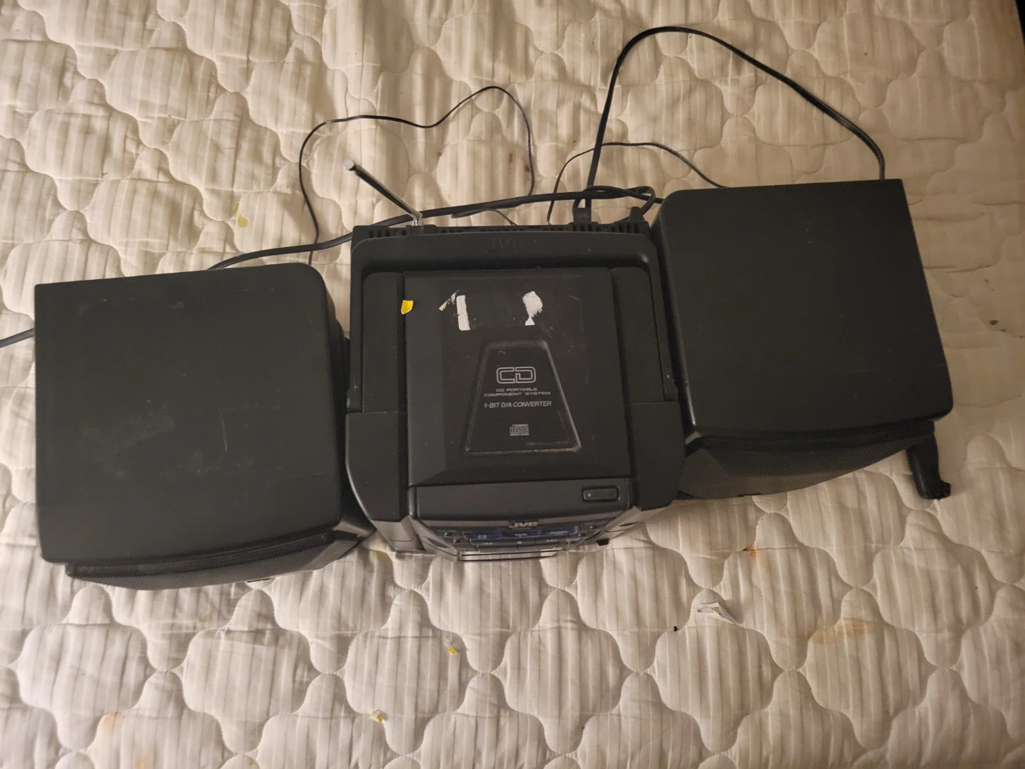 JVC CD player, speakers & power cord included - photo 2