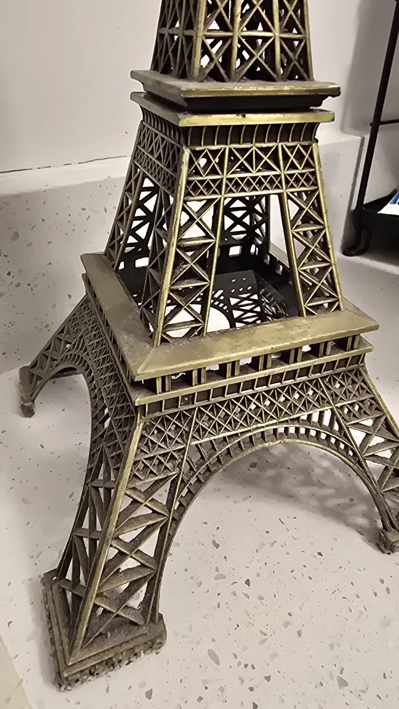 Eiffel Tower Replica 1.5 Ft - photo 2