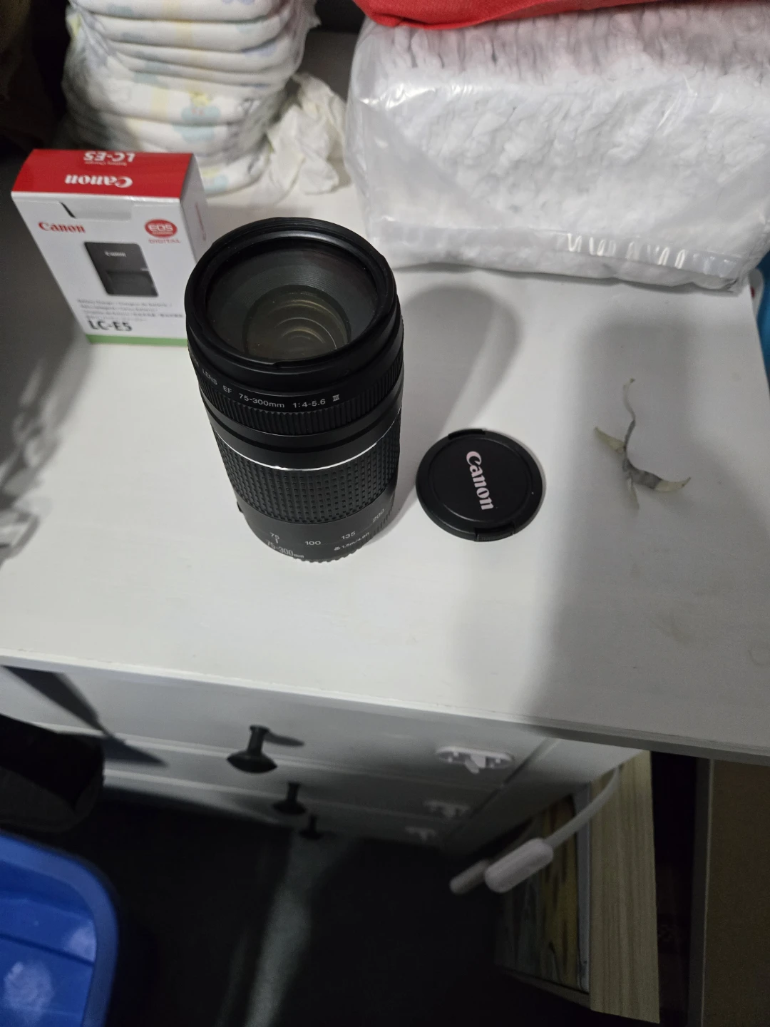 Canon EF 75-300mm f/4-5.6 III Zoom Lens - photo 5
