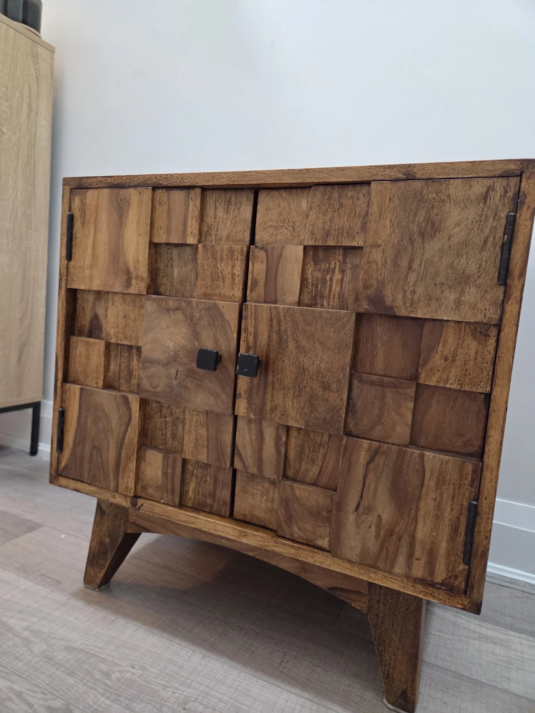 Wooden Accent cabinet/sideboard/entryway table - photo 2
