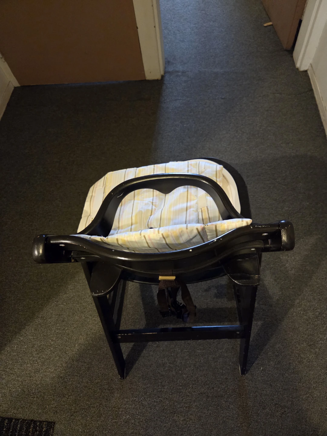 Baby Black, Wooden High Chair with Tray and Cushion - photo 4