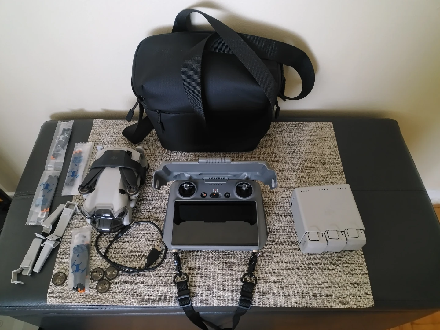 DJI Mini 4 Pro Drone Fly More Combo with RC Controller - photo 5