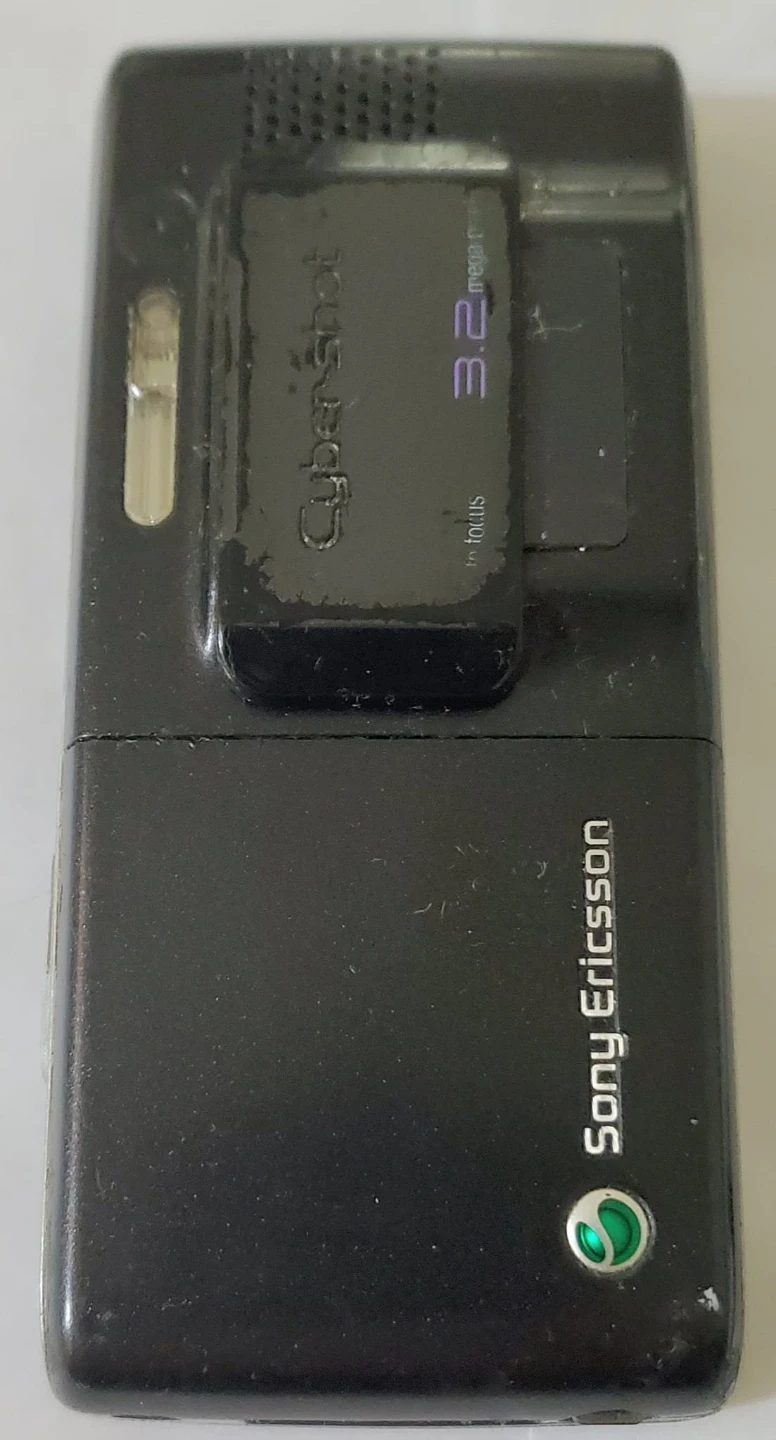 Sony Ericsson Cyber-shot - photo 2