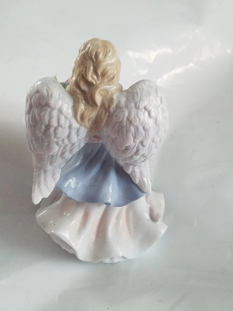 Ceramic Angel Music Box Figurine - photo 2
