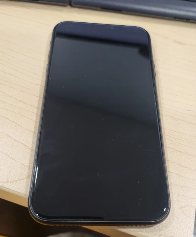 Apple iPhone 11 64GB - Black 74% BH Clean - photo 3