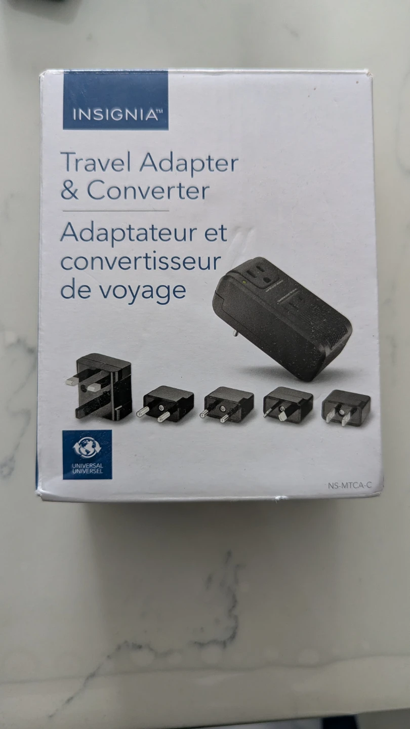 Insignia Travel Adapter/Convertor
