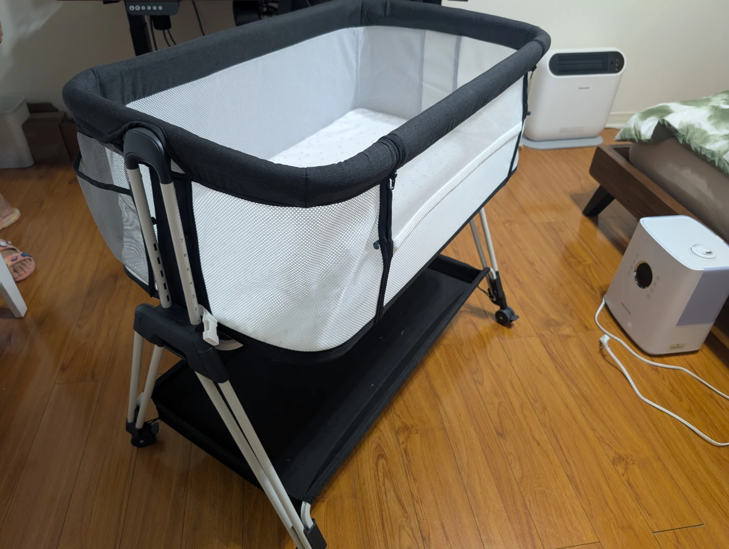 Baby Bassinet - Black and White - photo 2