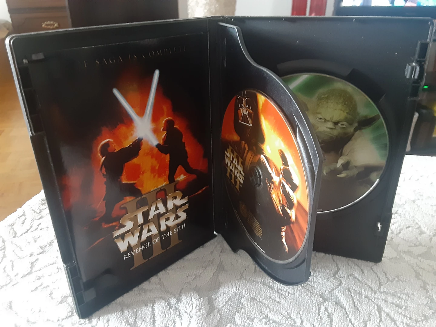 Star Wars III: Revenge of the Sith DVD - photo 5